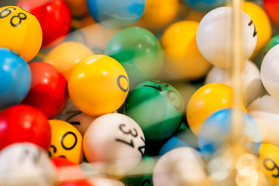 Numbered balls in a keno cage
